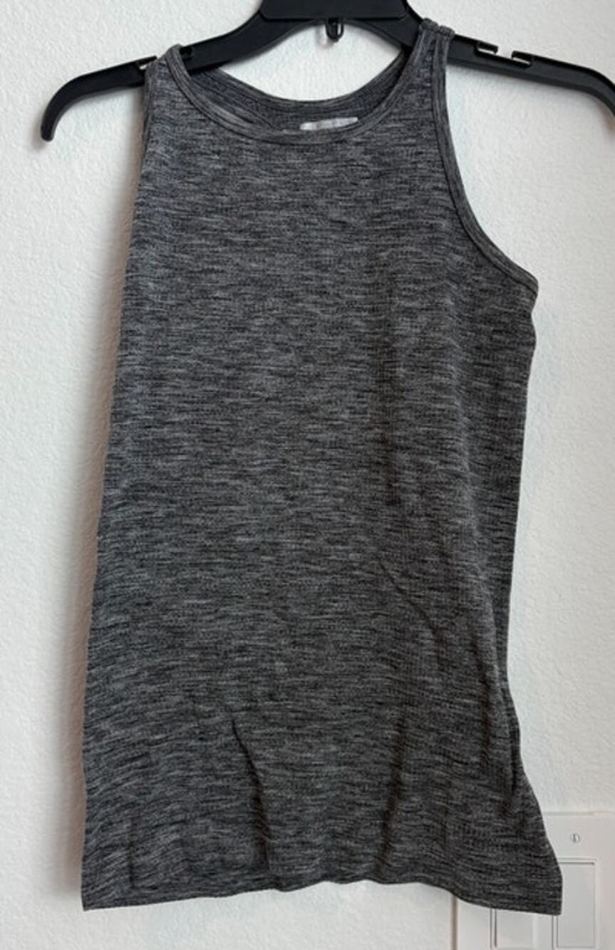 NWOT Womens Athleta Seamless Heathered Grey Tank Size Small